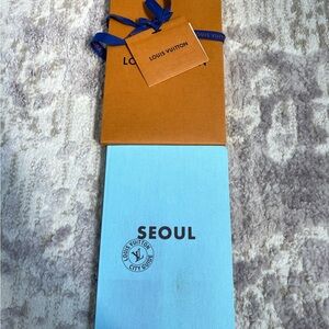 Louis Vuitton Seoul City Guide with Box Coffee Table Book